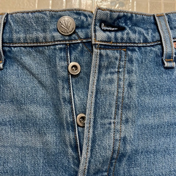 NWT Rag & Bone High Rise Denim Shorts - Picture 3 of 7